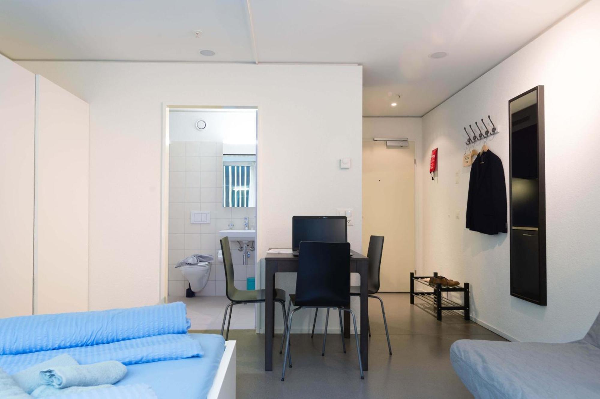Hitrental Allmend Standard Studios Luzern Buitenkant foto
